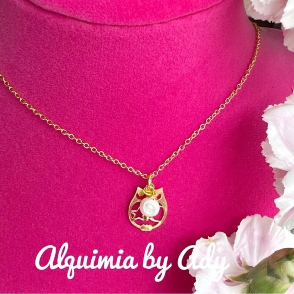 Gold owl and freshwater pearl  charms necklace